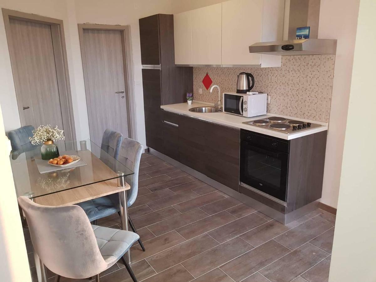 Apartmani Luce i Miho Nin Exterior foto