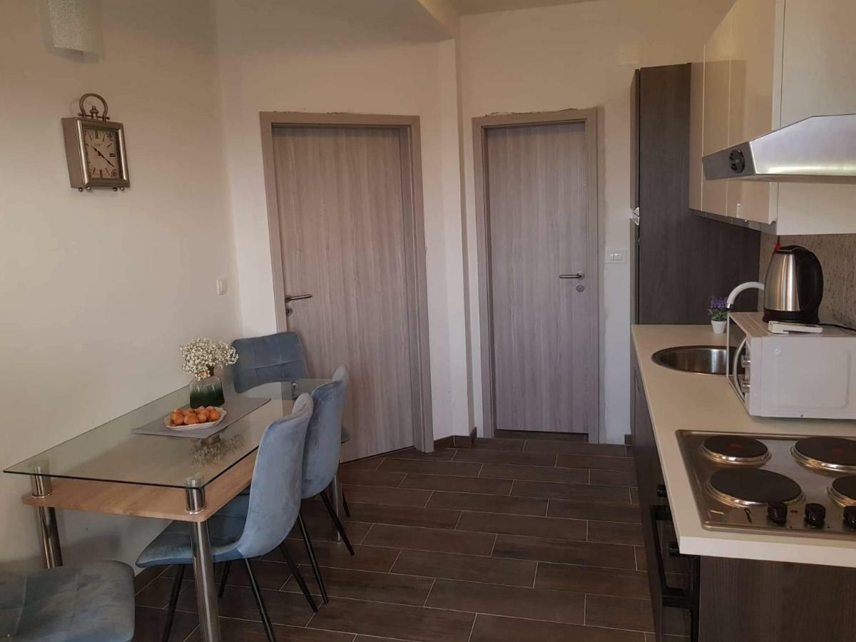 Apartmani Luce i Miho Nin Exterior foto