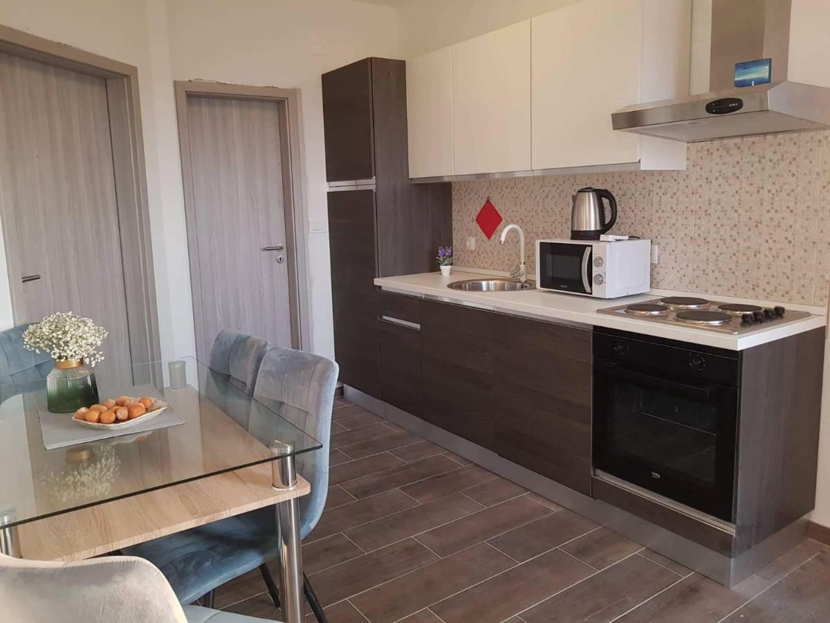 Apartmani Luce i Miho Nin Exterior foto